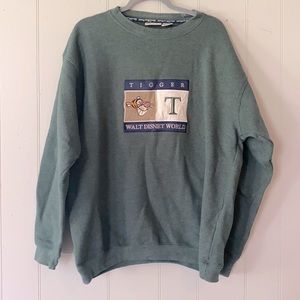 Vintage Walt Disney World Tigger Sweatshirt